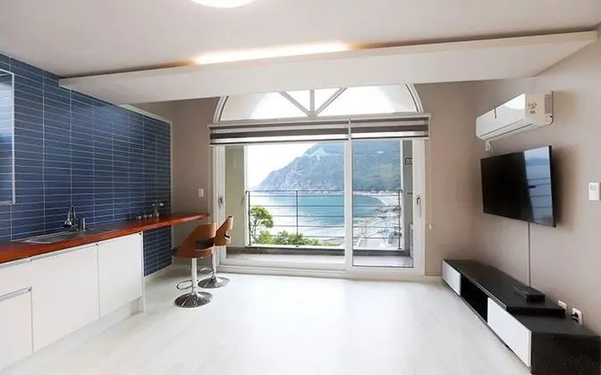 Oda (The Grace 301 (Ocean View Duplex))