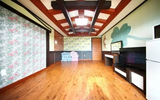 Oda (Bau 203 Studio)