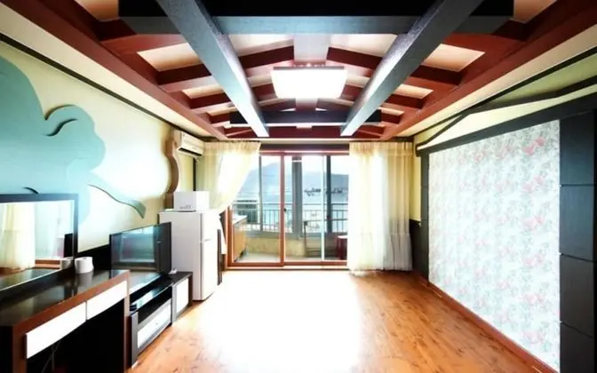 Oda (Bau 203 Studio)