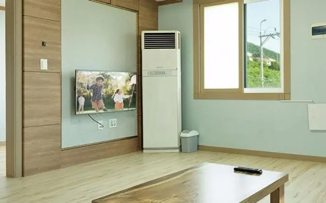 Oda (Room 3)