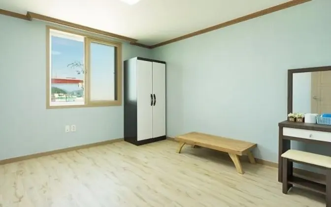 Oda (Room 3)
