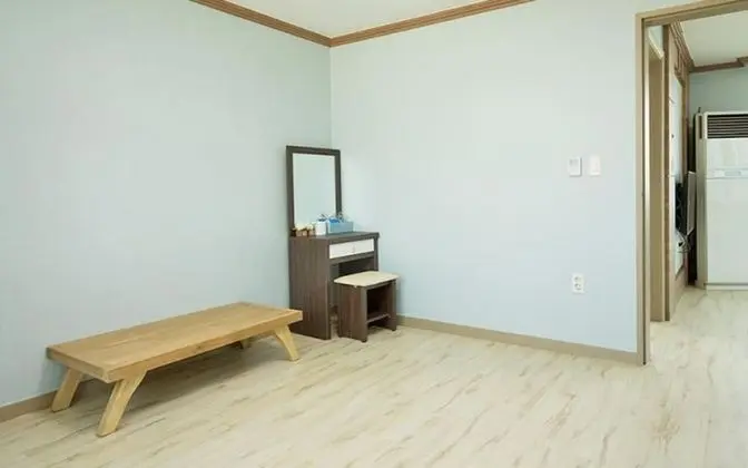 Oda (Room 3)