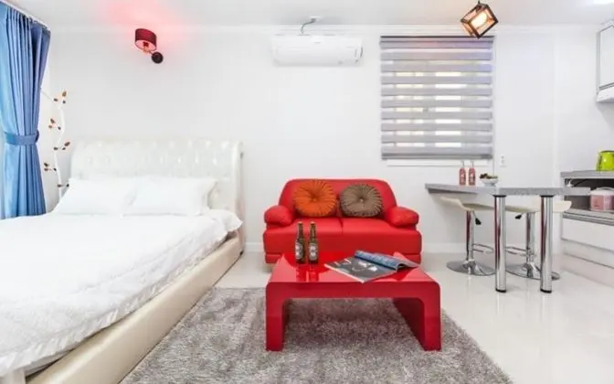 Oda (Building B Room 201 (Spa))