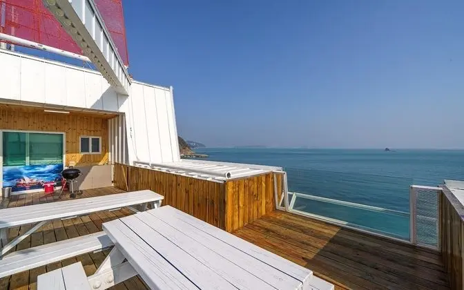 Oda (Couple Pension Room)