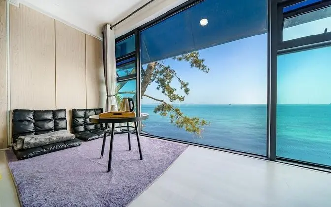 Oda (Individual parking in the general roo)