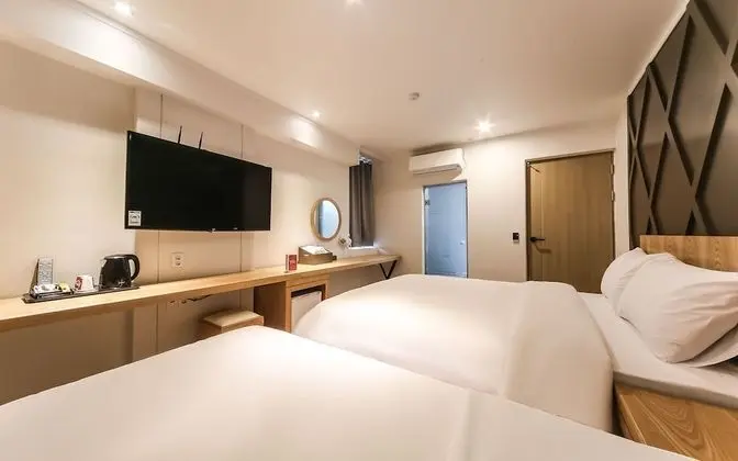 Oda (Twin Room)