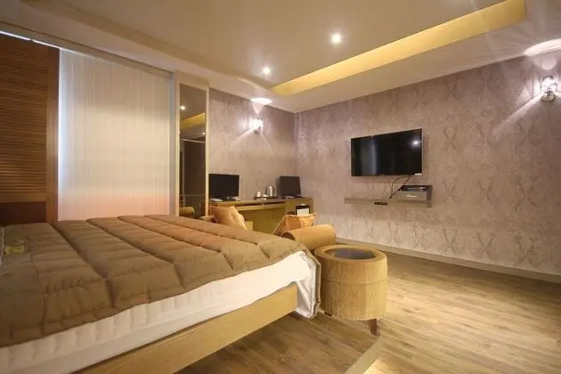 Oda (Special Room)