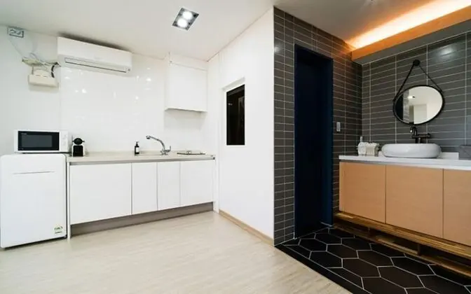 Oda (Room 103 (Spa))