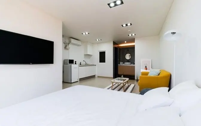 Oda (Room 103 (Spa))