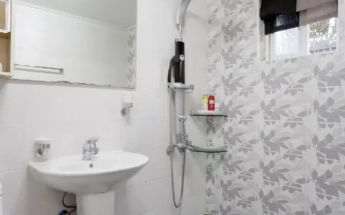 Oda (Group Room(Unshared House))