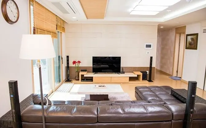 Oda (Namsuk's House)