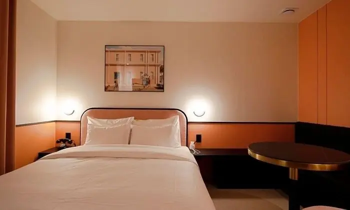Pretty Room