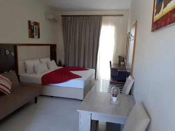 Stüdyo, Deniz Manzaralı