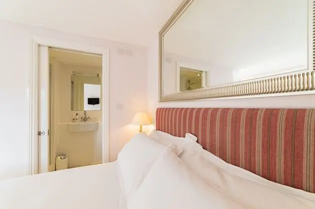 Standard Tek Büyük Yataklı Oda, Banyolu/Duşlu