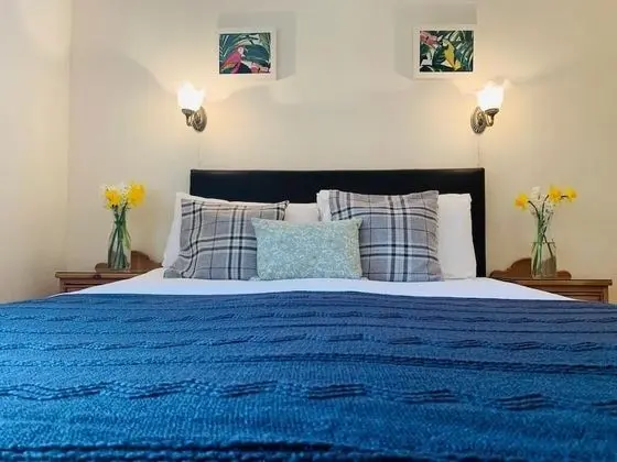 Classic Tek Büyük Yataklı Oda