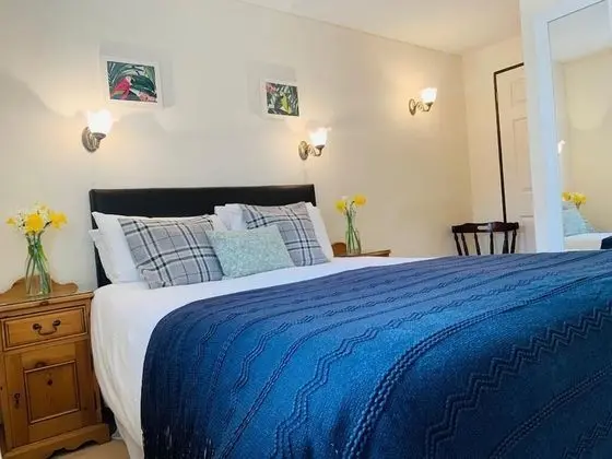 Classic Tek Büyük Yataklı Oda