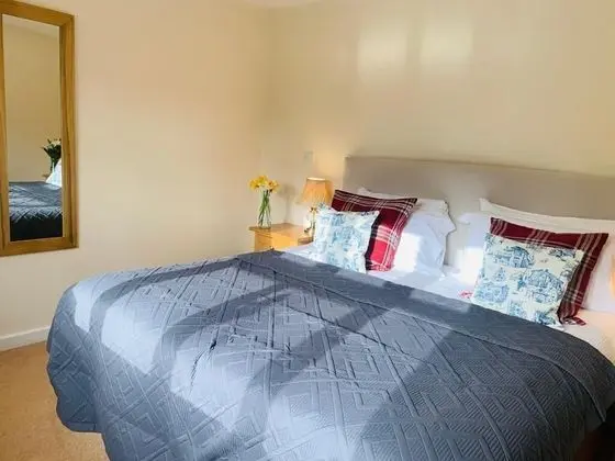 Comfort Tek Büyük veya İki Ayrı Yataklı Oda