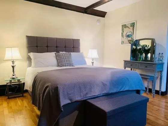 Comfort Tek Büyük veya İki Ayrı Yataklı Oda