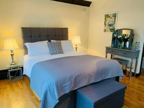 Comfort Tek Büyük veya İki Ayrı Yataklı Oda