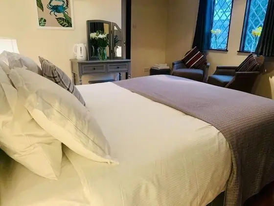 Comfort Tek Büyük veya İki Ayrı Yataklı Oda