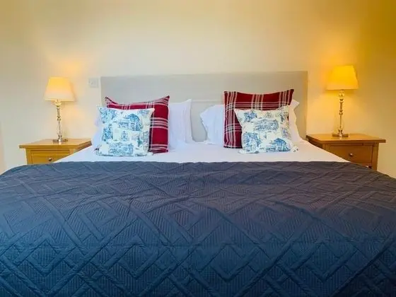 Comfort Tek Büyük veya İki Ayrı Yataklı Oda