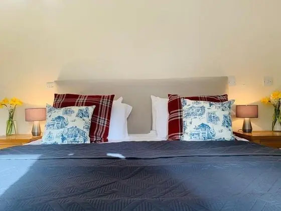 Comfort Tek Büyük veya İki Ayrı Yataklı Oda