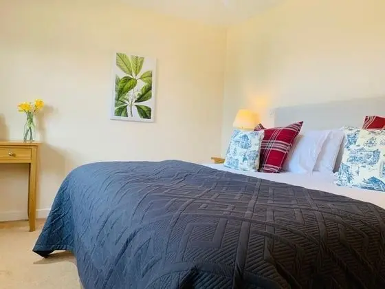 Comfort Tek Büyük veya İki Ayrı Yataklı Oda