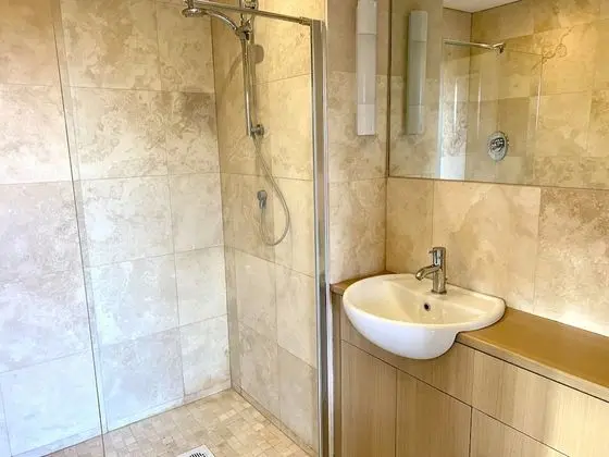 Comfort Tek Büyük veya İki Ayrı Yataklı Oda