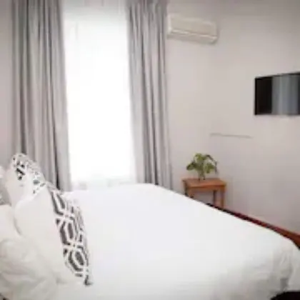 Tek Büyük Yataklı Oda (King size bed, Upstairs)
