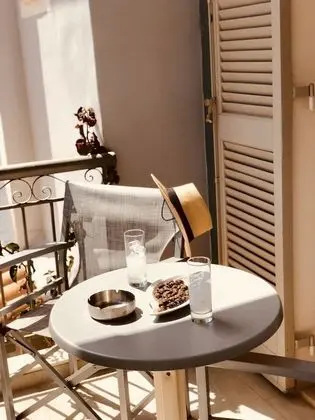 Premium Tek Büyük Yataklı Oda