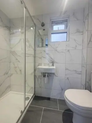 Üç Kişilik Oda, Banyolu/Duşlu