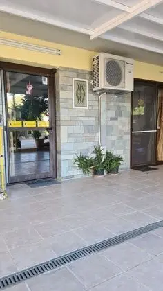 Villa Honey (One space room)