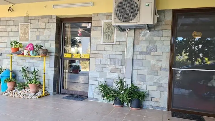 Villa Honey (One space room)
