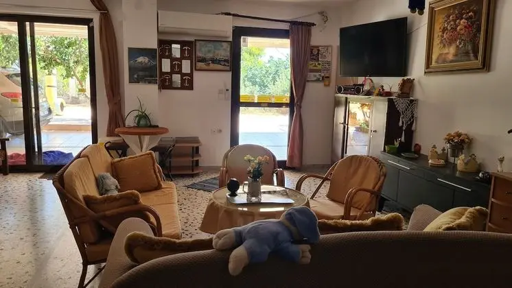 Villa Honey (One space room)