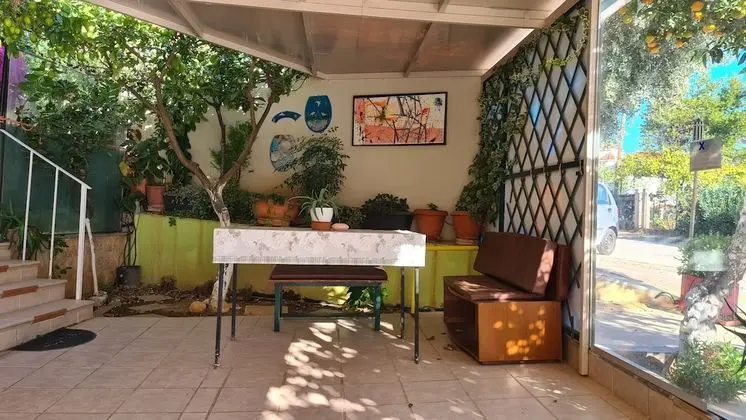 Villa Honey (One space room)