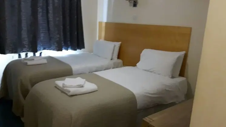 Comfort İki Ayrı Yataklı Oda