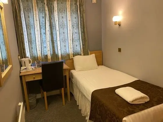 Standard Tek Kişilik Oda, Banyolu/Duşlu