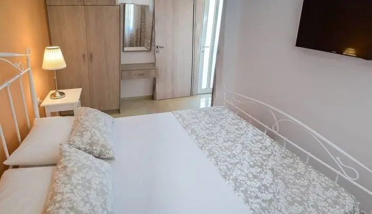 Ev, 2 Yatak Odası, Veranda