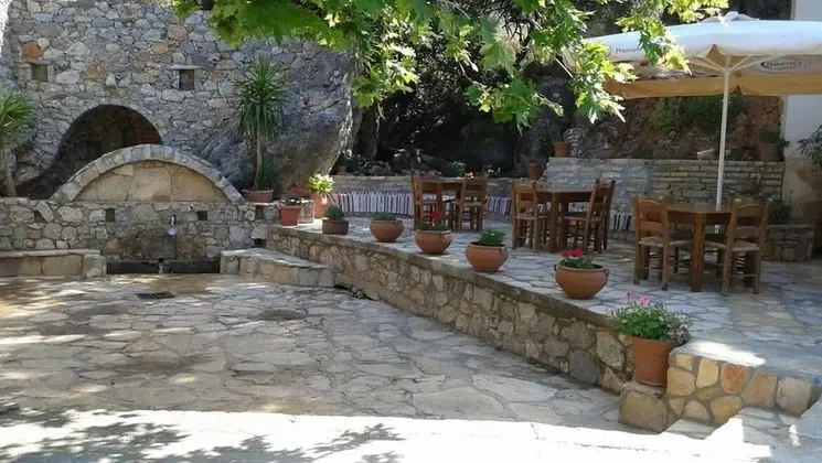 Ev, 2 Yatak Odası, Veranda