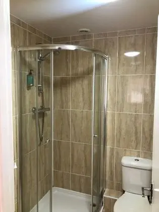 Family Oda, 2 Çift Kişilik Yatak, Sigara İçilmez