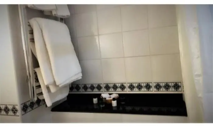 Basic İki Ayrı Yataklı Oda