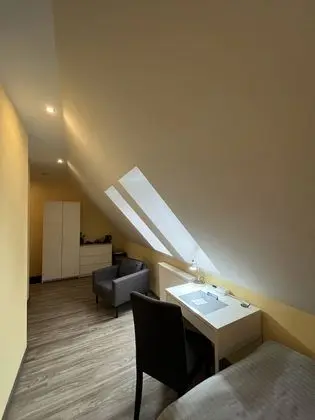 Tek Kişilik Oda, 1 Tek Kişilik Yatak, Sigara İçilmez