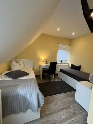 Tek Kişilik Oda, 1 Tek Kişilik Yatak, Sigara İçilmez