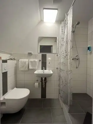 Tek Kişilik Oda, 1 Tek Kişilik Yatak, Sigara İçilmez