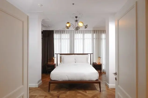 Garden Suite, Patio