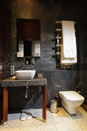 Garden Suite, Patio