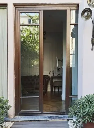 Garden Suite, Patio