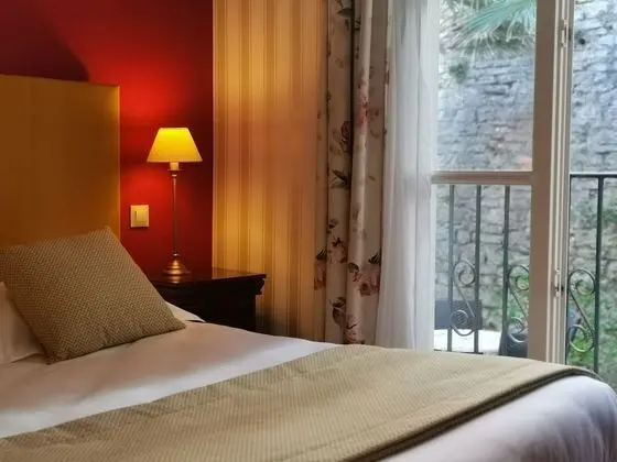 Tek Büyük Yataklı Oda, Avlu Manzaralı