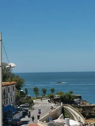Tek Büyük Yataklı Oda, Kısmi Deniz Manzarası
