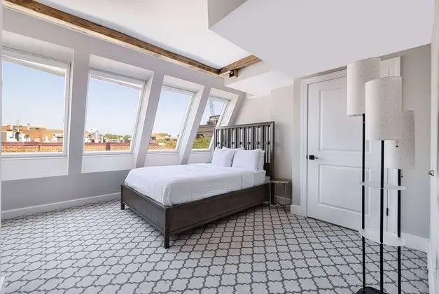 3 Queen Beds, 3-Bedroom, 3-Bath Penthouse Suite, Non-Smoking